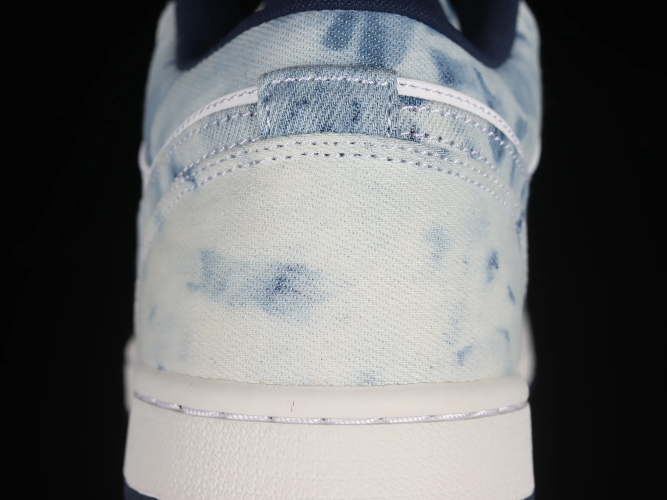 All categories Air Jordan Jordan series basketball shoes Air Jordan 1 Low G version pure original Air Jordan 1 Low "Lce Blue" AJ1 Joe 1 denim blue low-top basketball shoes CZ8455-100